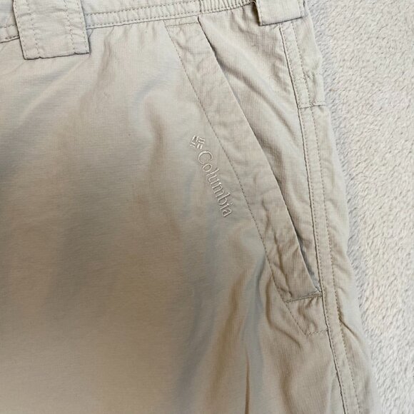 Columbia Men's Cargo Shorts XL Khaki Nylon Outdoor Wear Durable & Comfortable - Picture 7 of 9